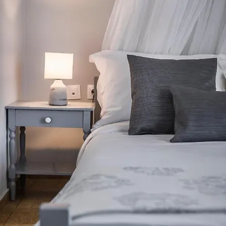 Dogma - Central & Stylish Maisonette Lejlighed